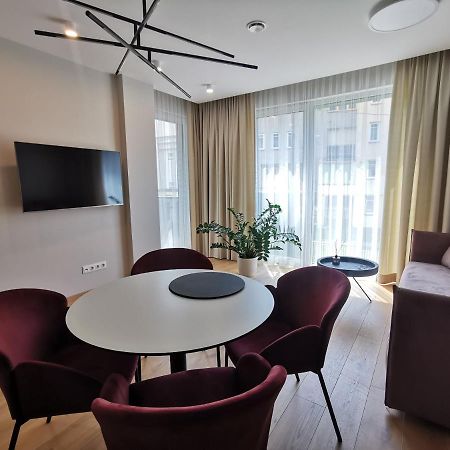 Mycasa Cbd Apartment Vilnius Bagian luar foto