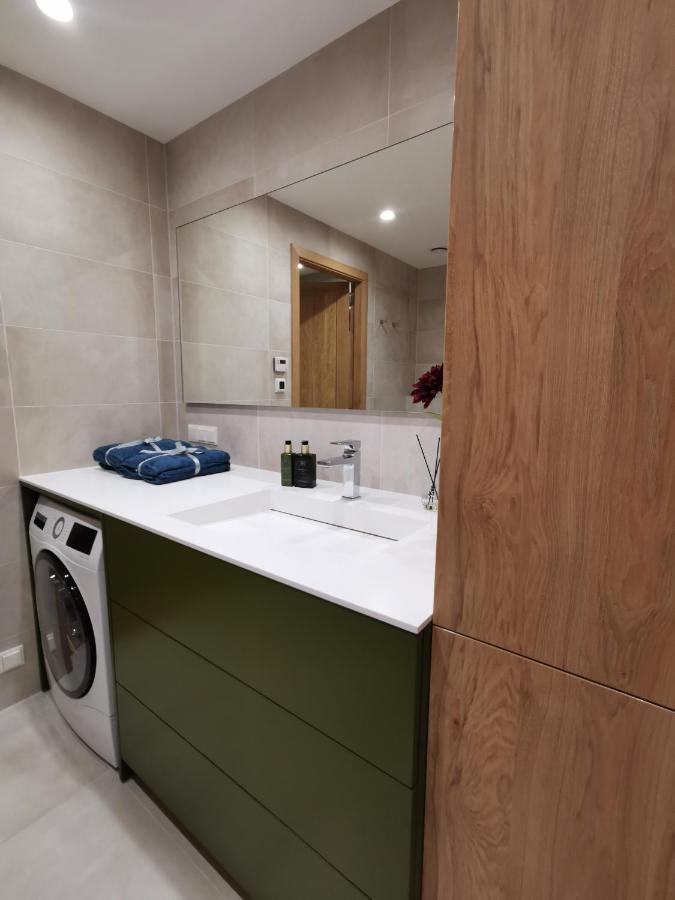 Mycasa Cbd Apartment Vilnius Bagian luar foto